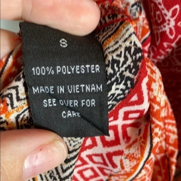 Printed Cold Shoulder with Criss Cross Back tank - Picture 5 of 8